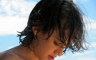 Des cheveux plus courts, c’est bon pour le moral